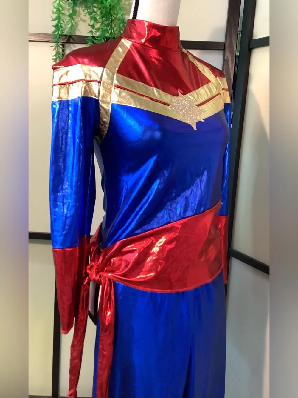 Disney Captain Marvel 2 pieces shiny costume. Size L